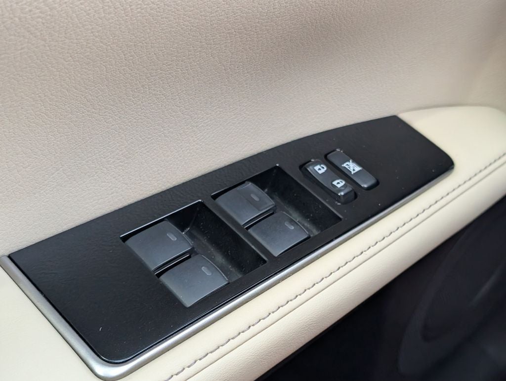 2016 Lexus ES 300h