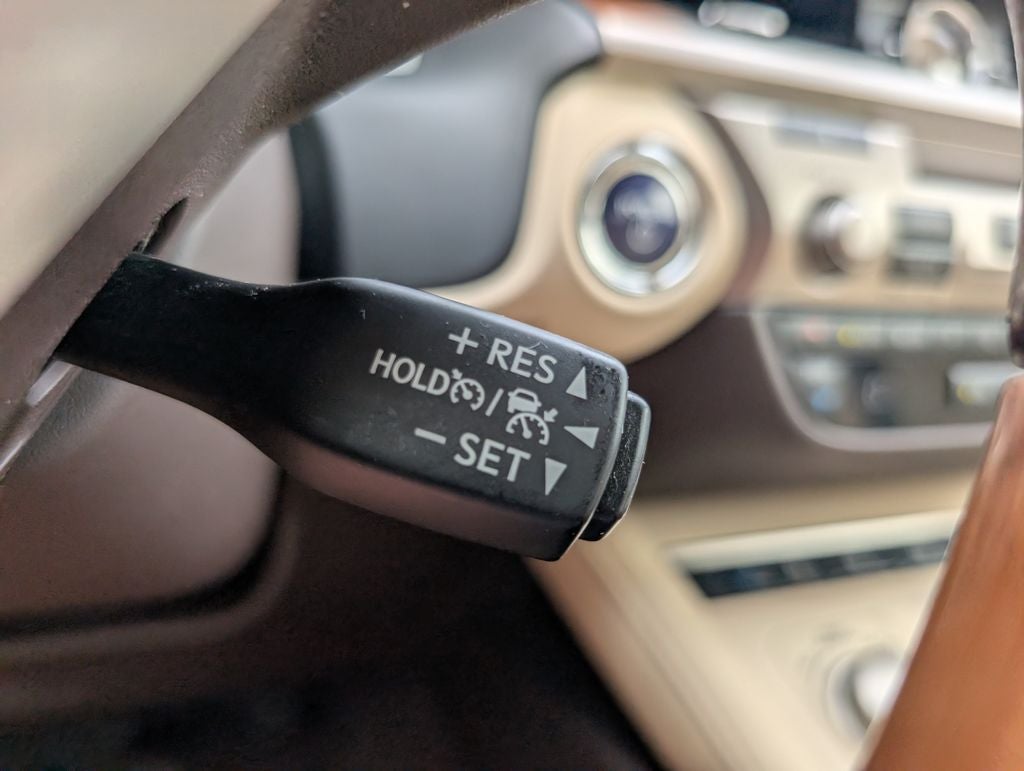 2016 Lexus ES 300h