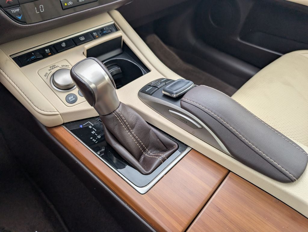 2016 Lexus ES 300h
