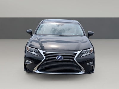 2016 Lexus ES 300h