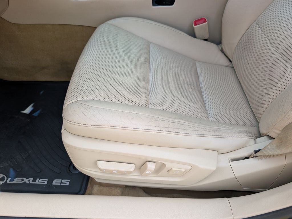 2013 Lexus ES 300h
