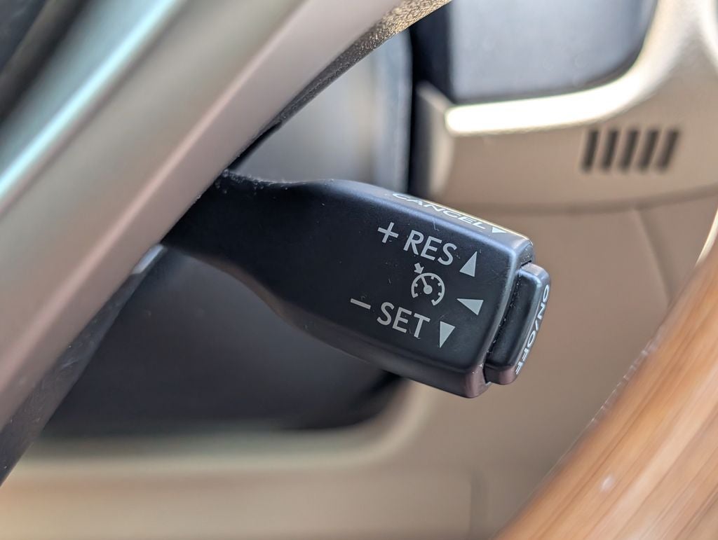 2013 Lexus ES 300h