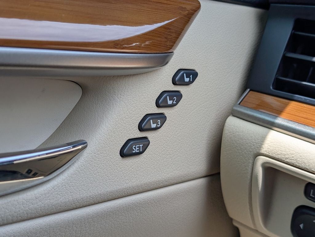 2013 Lexus ES 300h