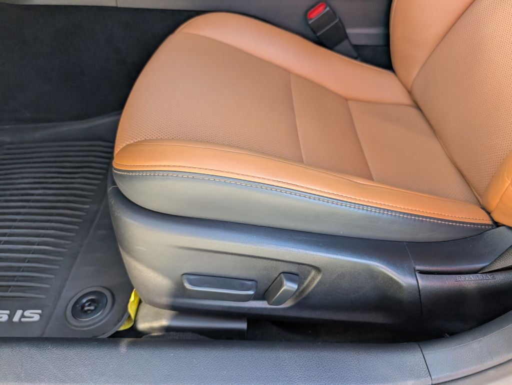 2024 Lexus IS 350 F SPORT Design