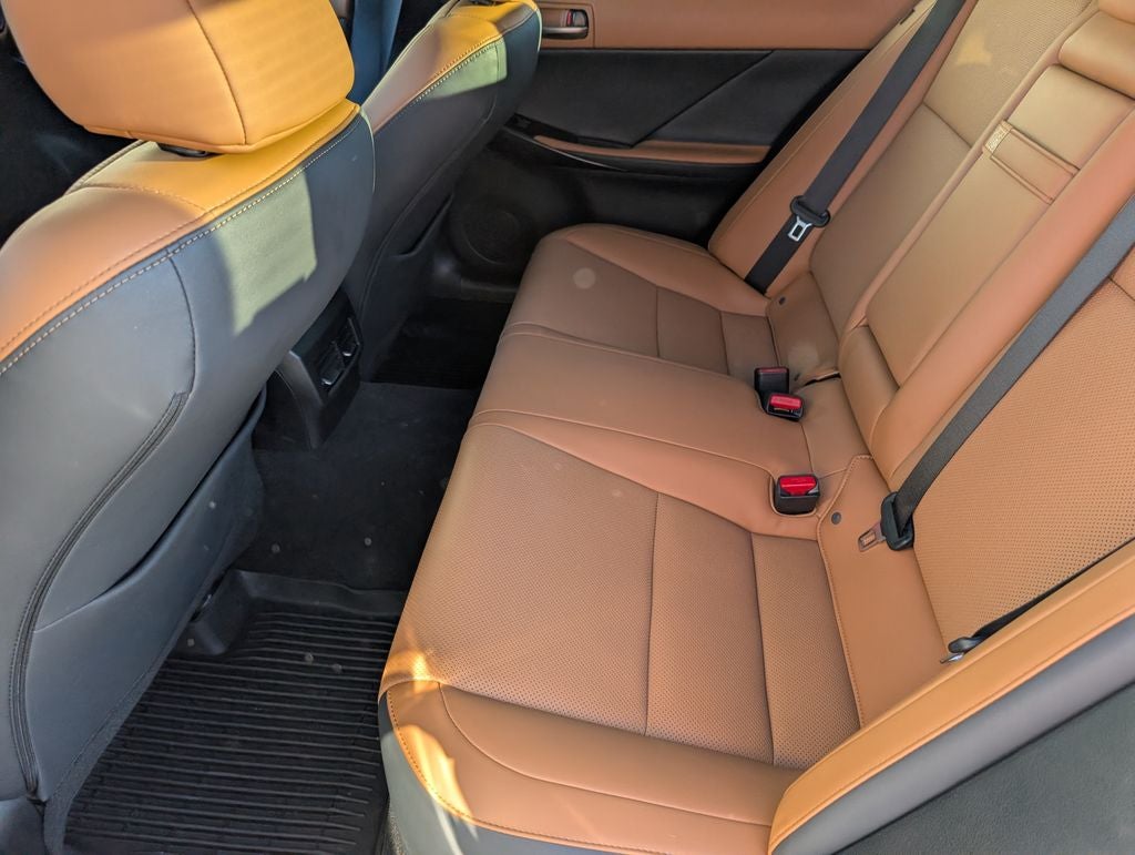 2024 Lexus IS 350 F SPORT Design