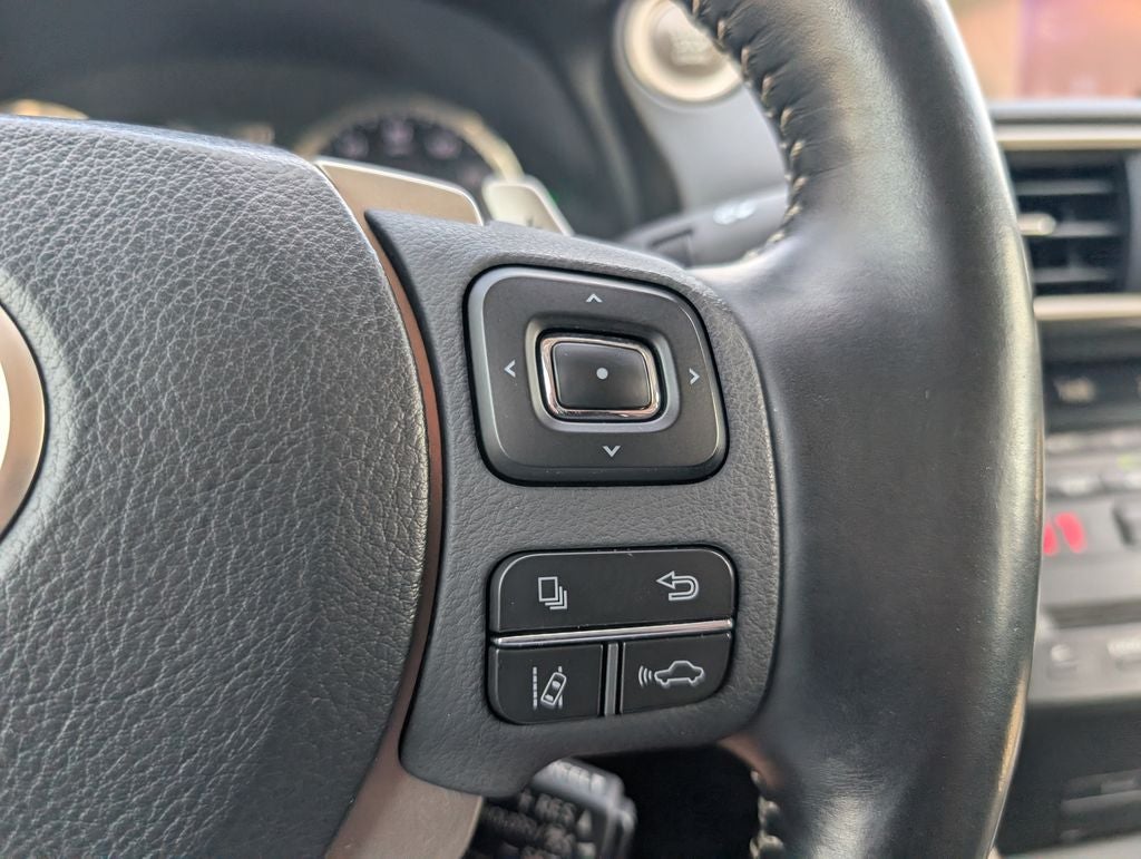 2018 Lexus IS 300