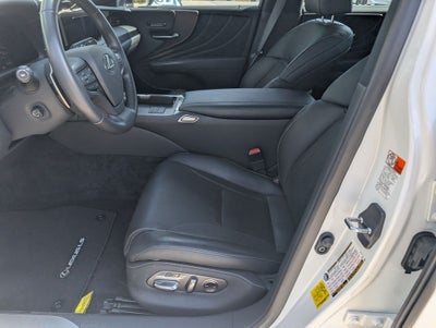 2025 Lexus LS 500 Base