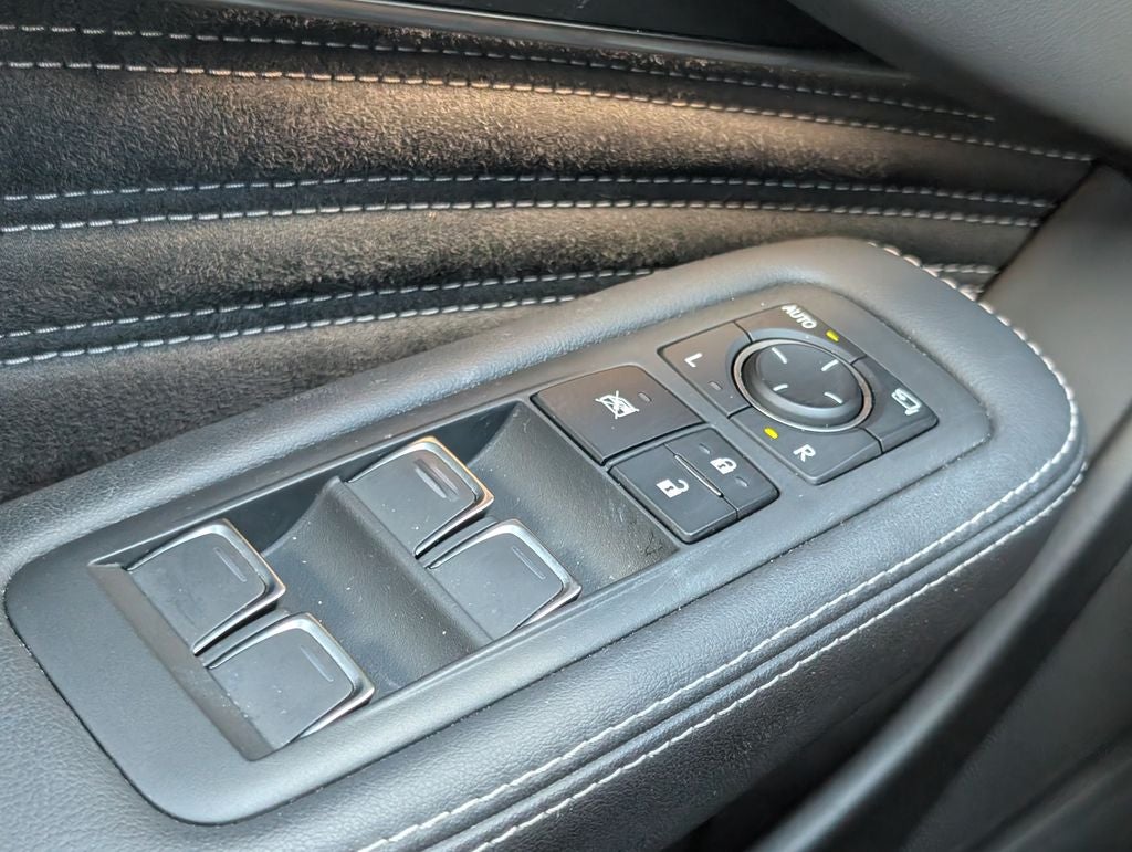 2025 Lexus LS 500 Base