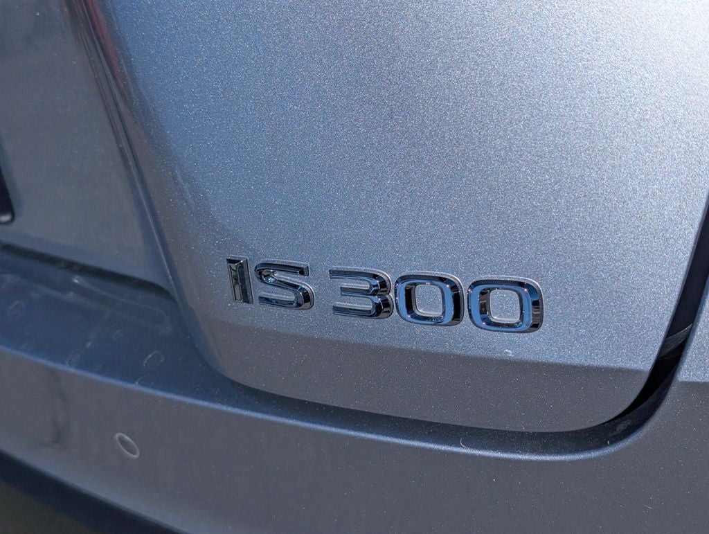 2024 Lexus IS 300