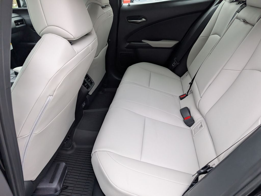 2025 Lexus UX 300h Premium