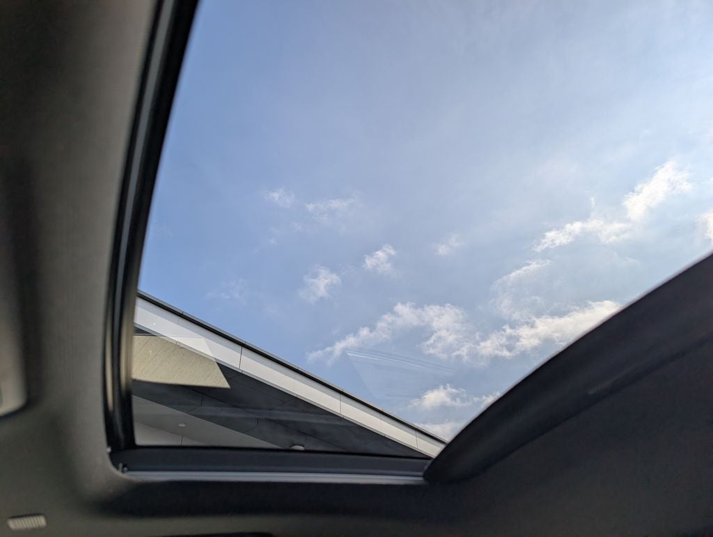 2025 Lexus UX 300h F SPORT Design