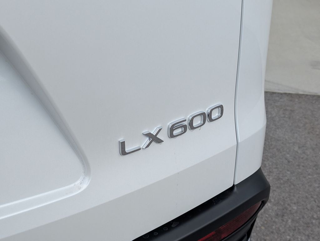 2026 Lexus LX 600 Luxury