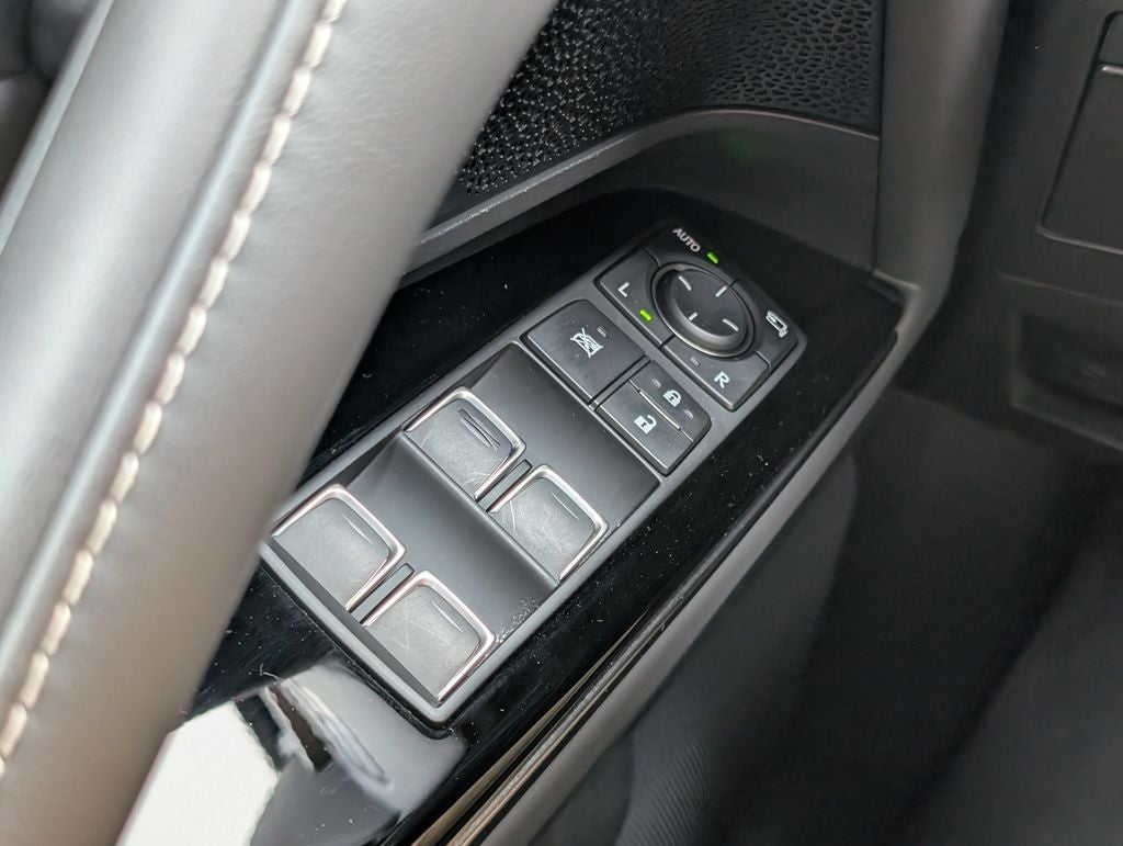 2024 Lexus LX 600 Luxury