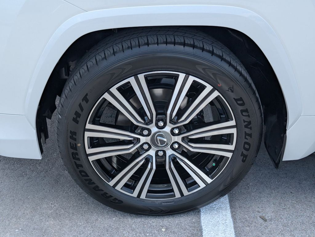 2026 Lexus LX 600 Luxury