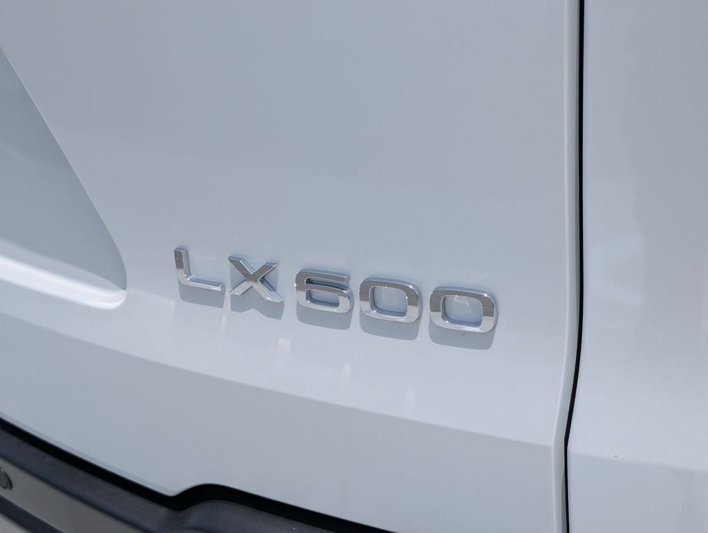 2026 Lexus LX 600 Luxury