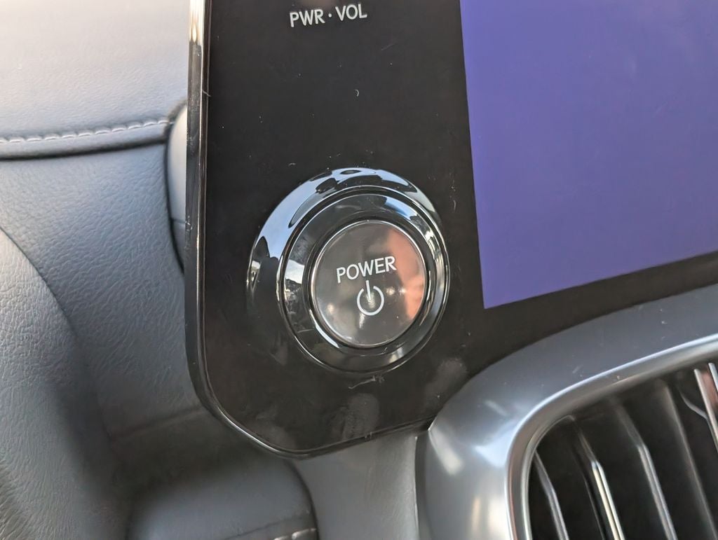 2025 Lexus LX 700h Luxury