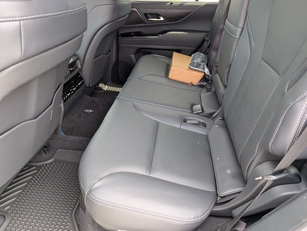 2026 Lexus LX 700h Luxury