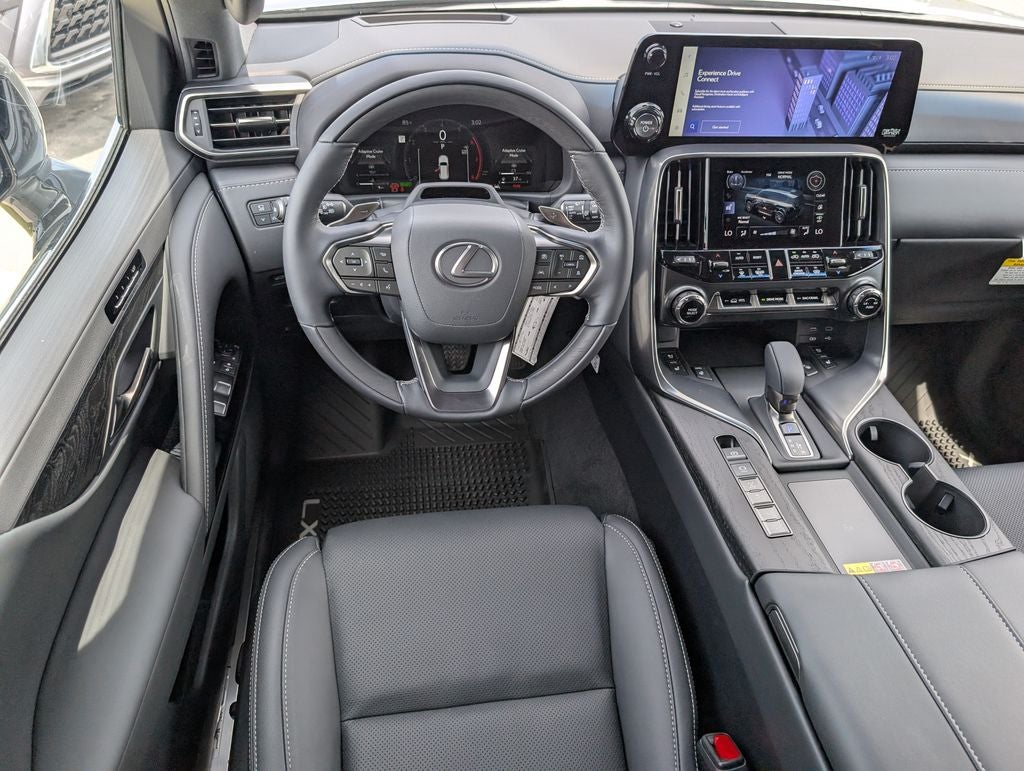2026 Lexus LX 700h Luxury