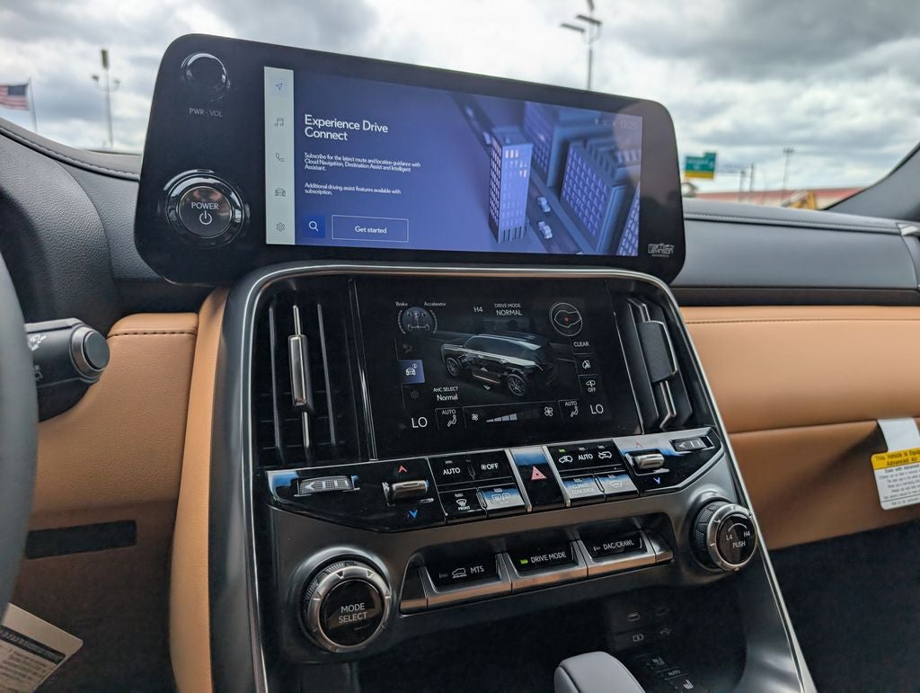 2026 Lexus LX 700h Luxury