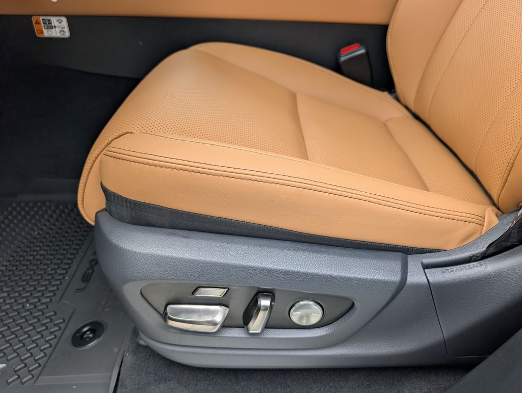 2026 Lexus LX 700h Luxury