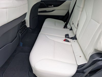 2026 Lexus LX 700h Luxury