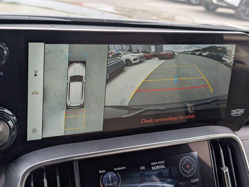 2026 Lexus LX 700h Luxury