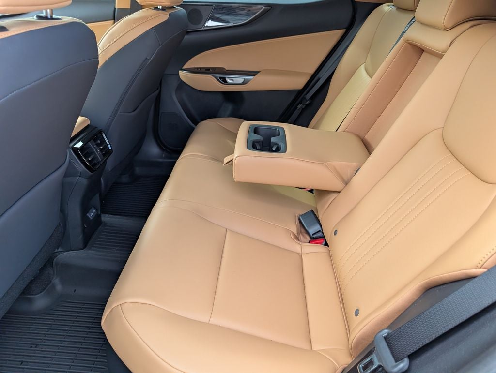 2025 Lexus NX 350h Premium