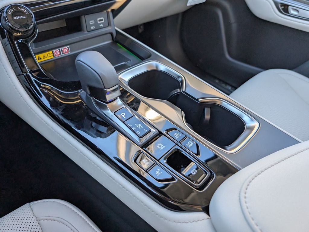 2026 Lexus NX 450h+ Luxury