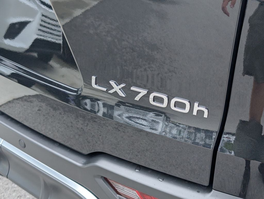 2026 Lexus LX 700h F SPORT