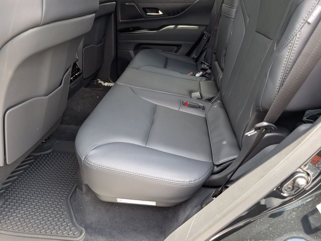 2026 Lexus LX 700h Overtrail