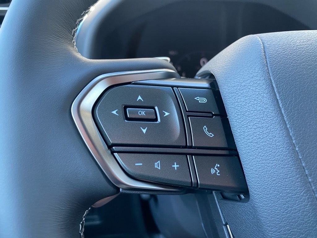 2025 Lexus LX 700h Overtrail