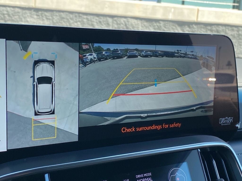 2025 Lexus LX 700h Overtrail