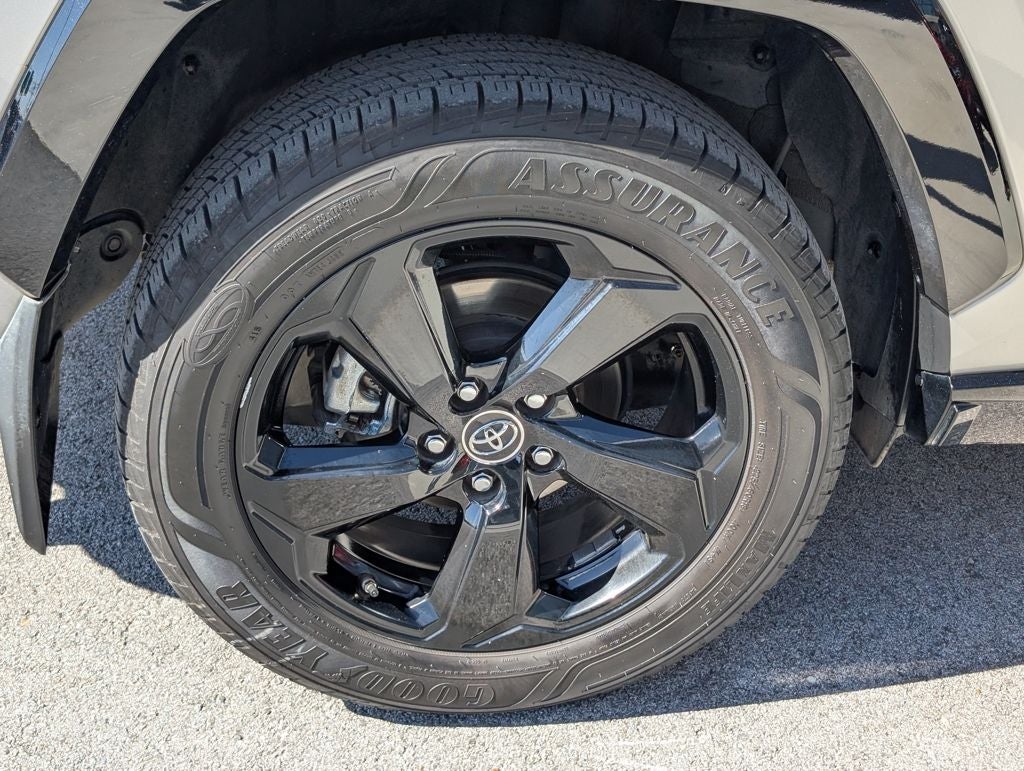 2019 Toyota RAV4 Hybrid XSE