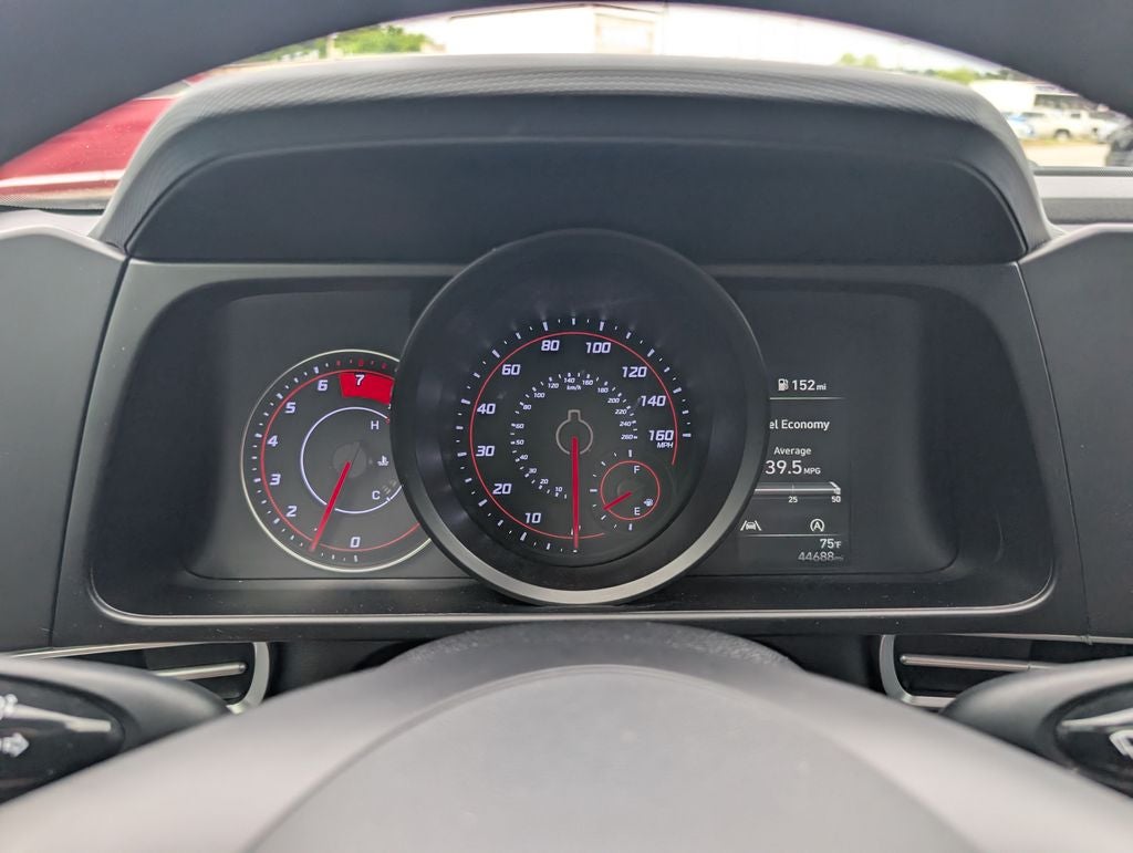 2023 Hyundai Elantra SE