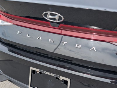 2023 Hyundai Elantra SE