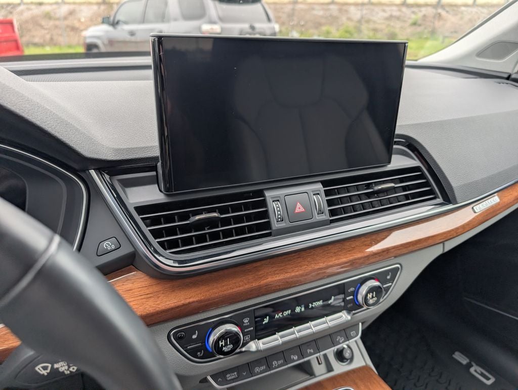 2021 Audi Q5 45 Prestige quattro