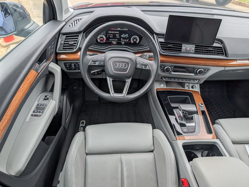2021 Audi Q5 45 Prestige quattro