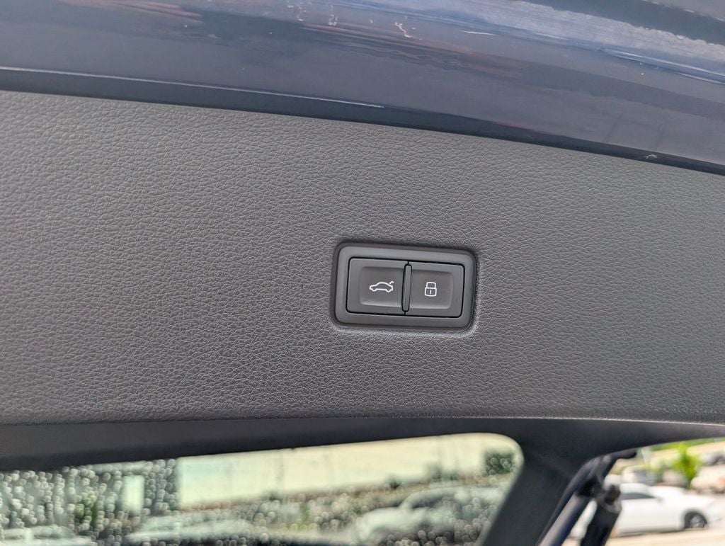2020 Audi Q8 55 Prestige quattro