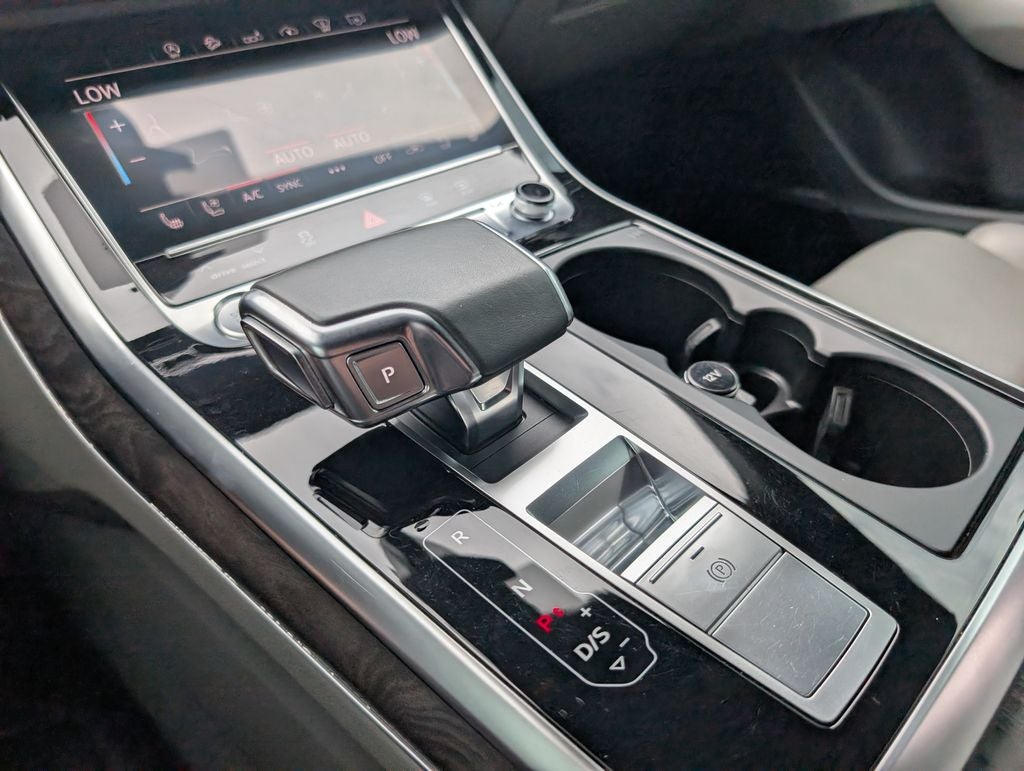 2020 Audi Q8 55 Prestige quattro