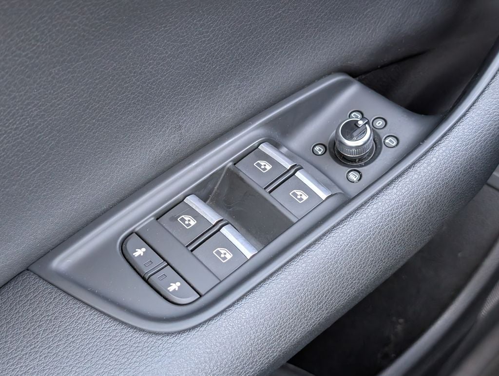 2019 Audi Q7 55 Premium Plus quattro