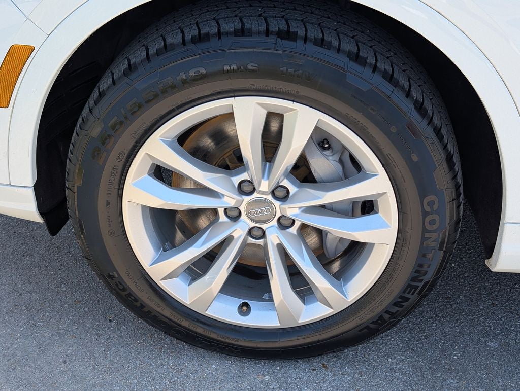 2019 Audi Q7 55 Premium Plus quattro