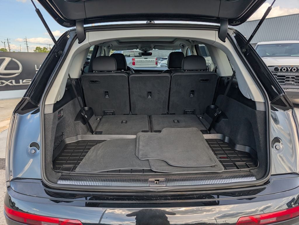2022 Audi Q7 55 Premium Plus quattro
