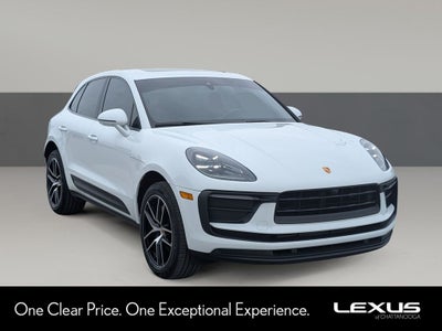 2022 Porsche Macan Base