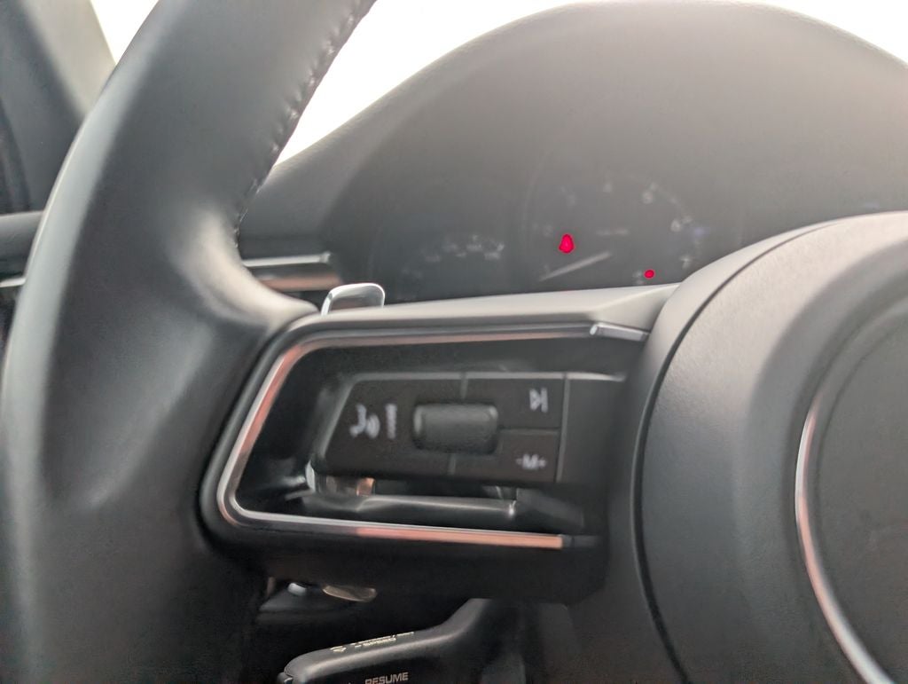 2022 Porsche Macan Base