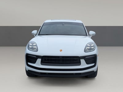 2022 Porsche Macan Base