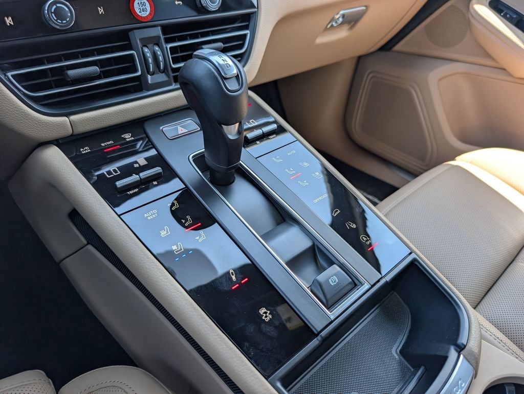 2024 Porsche Macan S