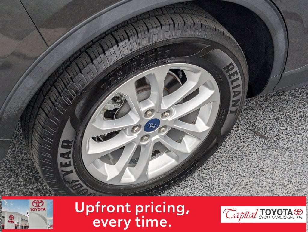 2020 Ford Escape SE