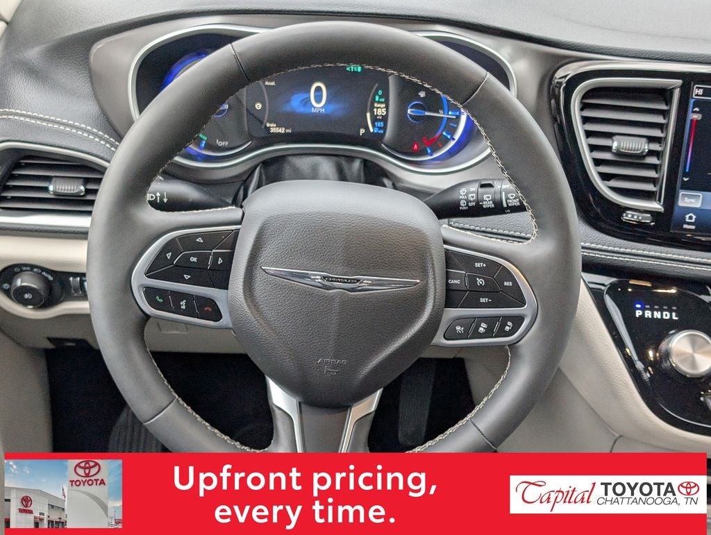 2024 Chrysler Pacifica Hybrid Select