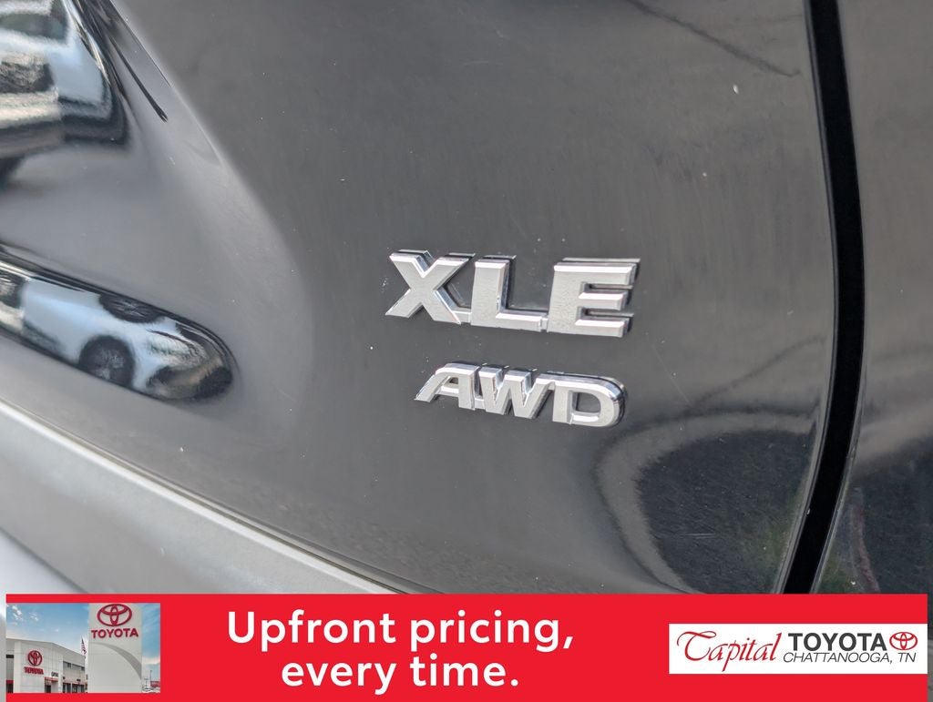 2025 Toyota RAV4 XLE