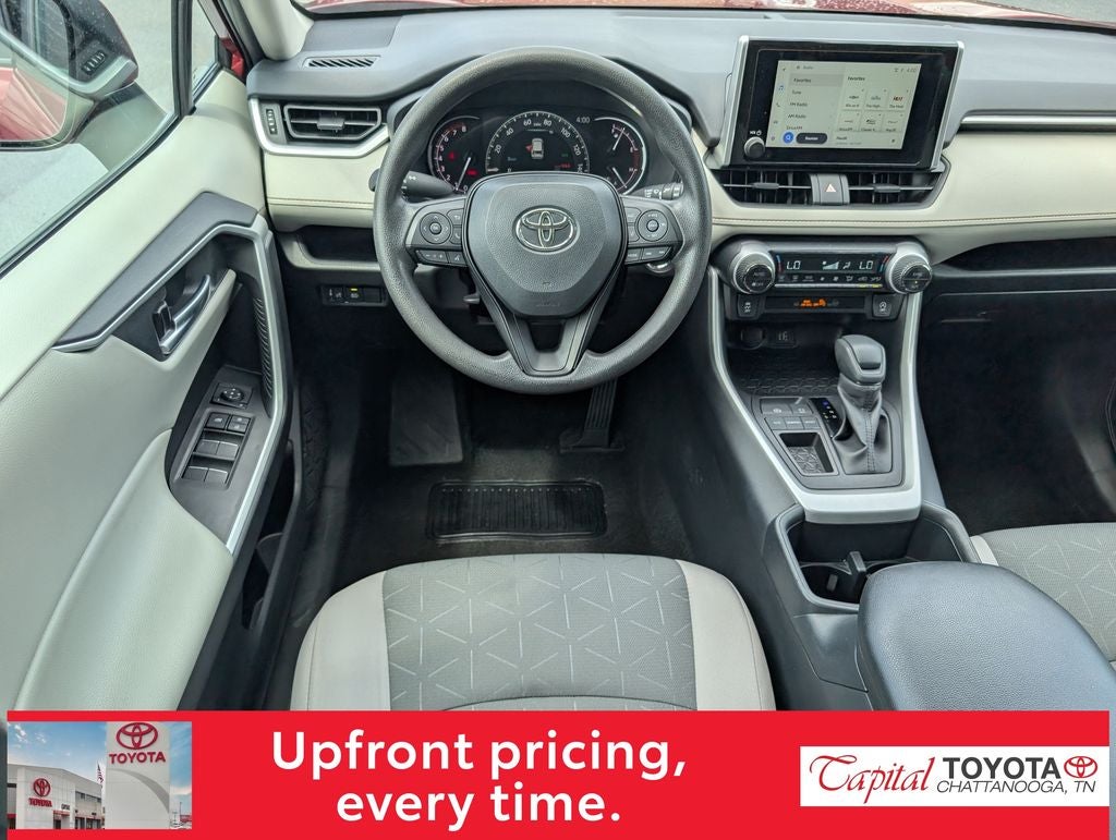 2025 Toyota RAV4 XLE